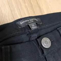 黒パンツ レディース
