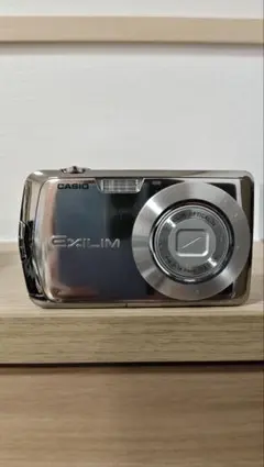 【極美品・完動品】　CASIO EXILIM EX-Z1 シルバー　動作確認済 2026年最新】casio ex z1の人気アイテム - メルカリ