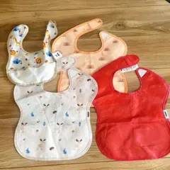 お食事エプロン 食事スタイ 防水 かわいい ベビー 北欧　4枚セット