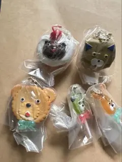 ガチャ　food artist valo ミニチュアチャームコレクション　５点