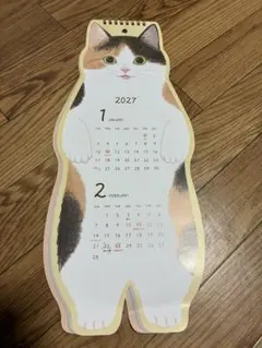 2027年 猫型ダイカット壁掛けカレンダー