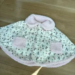 冬物売り尽くしセール！ブランシェス　花柄ピンクボアベビーポンチョ　リバーシブル