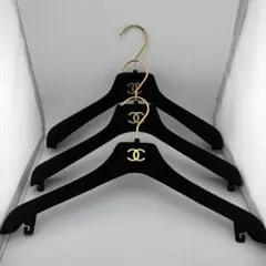CHANEL シャネル ココマーク ベロアハンガー 4点 クリップ付き パンツ