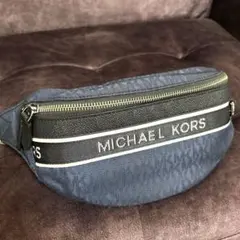 MICHAEL KORS ショルダーバッグ　ボディバッグ