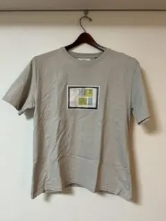 【 送料出品者負担 】⭐︎ 値下げ ⭐︎ INHERITのTシャツのサムネイル