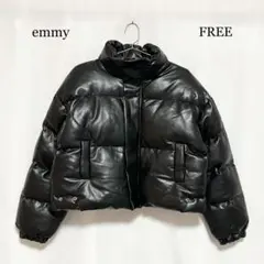 0551 emmy レザータッチパデッドショートブルゾン FREEサイズ