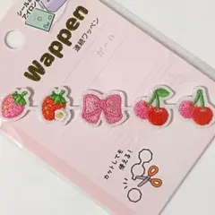 【新品未使用】連続ワッペン　ラインワッペン　シール　いちごリボンさくらんぼ　1点