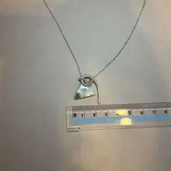 シルバー　夜光貝　モチーフ　ペンダントトップ　ハンドメイド