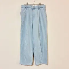 ユニクロ　ドレープデニムタックパンツ　レディースM　ワイド　水色系　W63-69