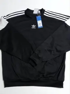 adidas ブラック ストライプ トレーナー　新品未使用　タグ付き