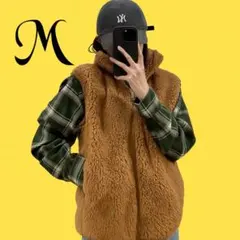 フリース ジップアップ フェイクファー ベスト 襟付き ふわふわ　Mサイズ