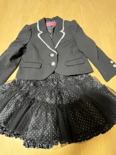 黒いジャケットとドットスカートのセット115cm