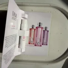 ディオール アディクト ロージー グロウ (オードゥ パルファン)