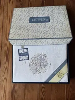 タグ付き　ジャカード織シーツ　150×250