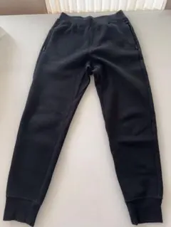 ユニクロ　スウェットパンツ ブラック黒　150のサムネイル