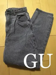 GU ハイウエストダメージジーンズ　ブラック