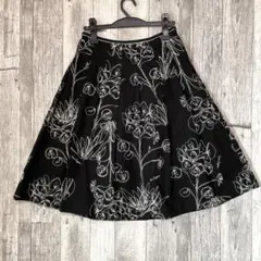 2026年最新】Lois CRAYON スカートの人気アイテム - メルカリ