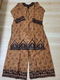 Item thumbnail for item d515a941-b9dd-4007-9398-ee8b292f1e9c