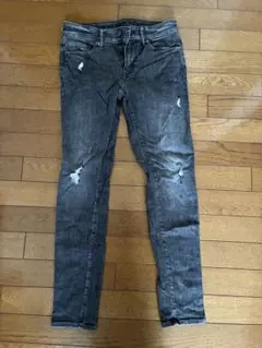 AMERICAN EAGLE ダメージスキニージーンズ