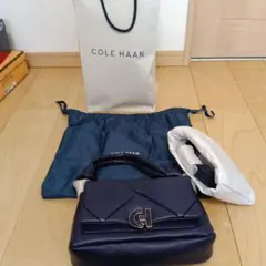 COLE HAAN ネイビー キルティングショルダーバッグ