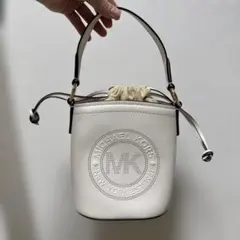 MICHAEL KORS 巾着型ショルダーバッグ