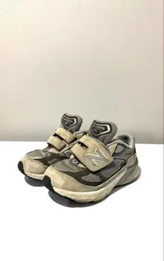 New Balance スニーカー グレー　990V6 16cm