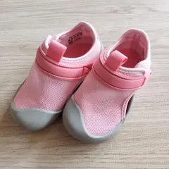 Item thumbnail for item b3a3581d-09a5-44f0-97c7-e4b97419c2ce