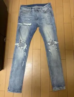 mnml ダメージデニム加工　32サイズ