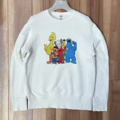 ユニクロ UT スウェット トレーナー カウズ セサミストリート 160㎝