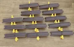 カプセルプラレール　きかんしゃ　トーマス　レール　スロープレール　茶色