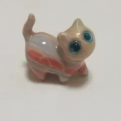 猫の置物　スーダン　万博　匿名発送　マーブル　赤と水色