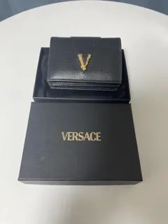 VERSACE ブラック 二つ折り財布のサムネイル
