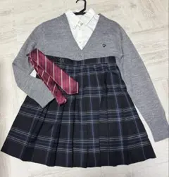 学生服セット CONOMI グレーのカーディガン、スカート、ネクタイ シャツなし