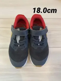 NIKE スニーカー 運動靴 18.0cm