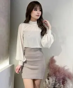 LIP SERVICE ミニ ニットワンピ ベージュ ホワイト パール