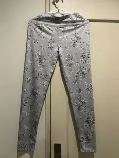 ヨガレギンス 花柄 Mサイズ グレー ピラティス