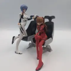 エヴァンゲリオン新劇場版プレミアムフィギュアGirl with chair　2体