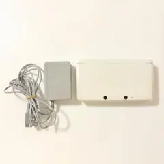 【初期化済&動作確認済】3DS ホワイト 本体 充電器付き