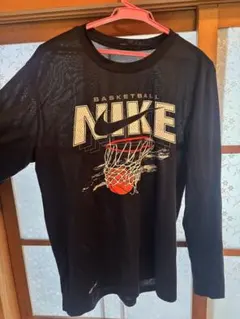 NIKE バスケットボール　ロングTシャツ