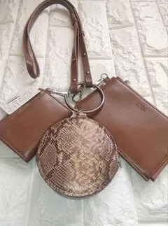 GYDA 3連マルチショルダー 新品未使用