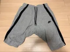 Nike グレー ハーフパンツ　Lサイズ