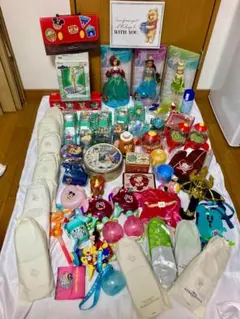 ディズニー グッズまとめ売り　フィギュア　ドール　アメニティ　ミストファンなど