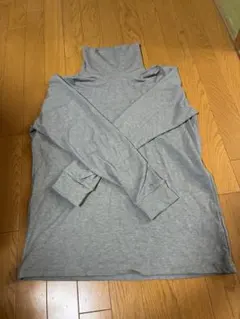 ユニクロ　超極暖ヒートテック　タートルネック グレー XL