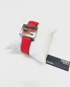 【お値下げ】FENDI レディース　腕時計のサムネイル