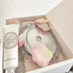 ジルスチュアート ハンドクリーム&コンパクトミラー&ポーチセットギフト