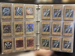 遊戯王カード ファイル まとめ売り 約200枚 初期 青眼の白龍など