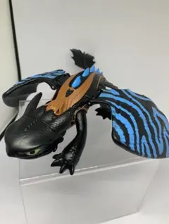 ヒックとドラゴン　フィギュア　可動