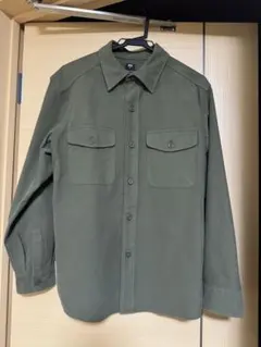 早い者勝ち‼️新品未使用 UNIQLO ジャージーオーバーシャツ　オリーブ