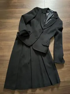 NEWYORKER 黒 スカートスーツ／ジャケット9号スカート7合