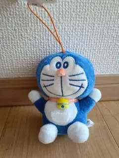 ドラえもん　ポップカラー　マスコット 新品タグ付き 匿名配送